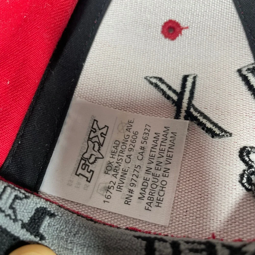 Fox hat has
